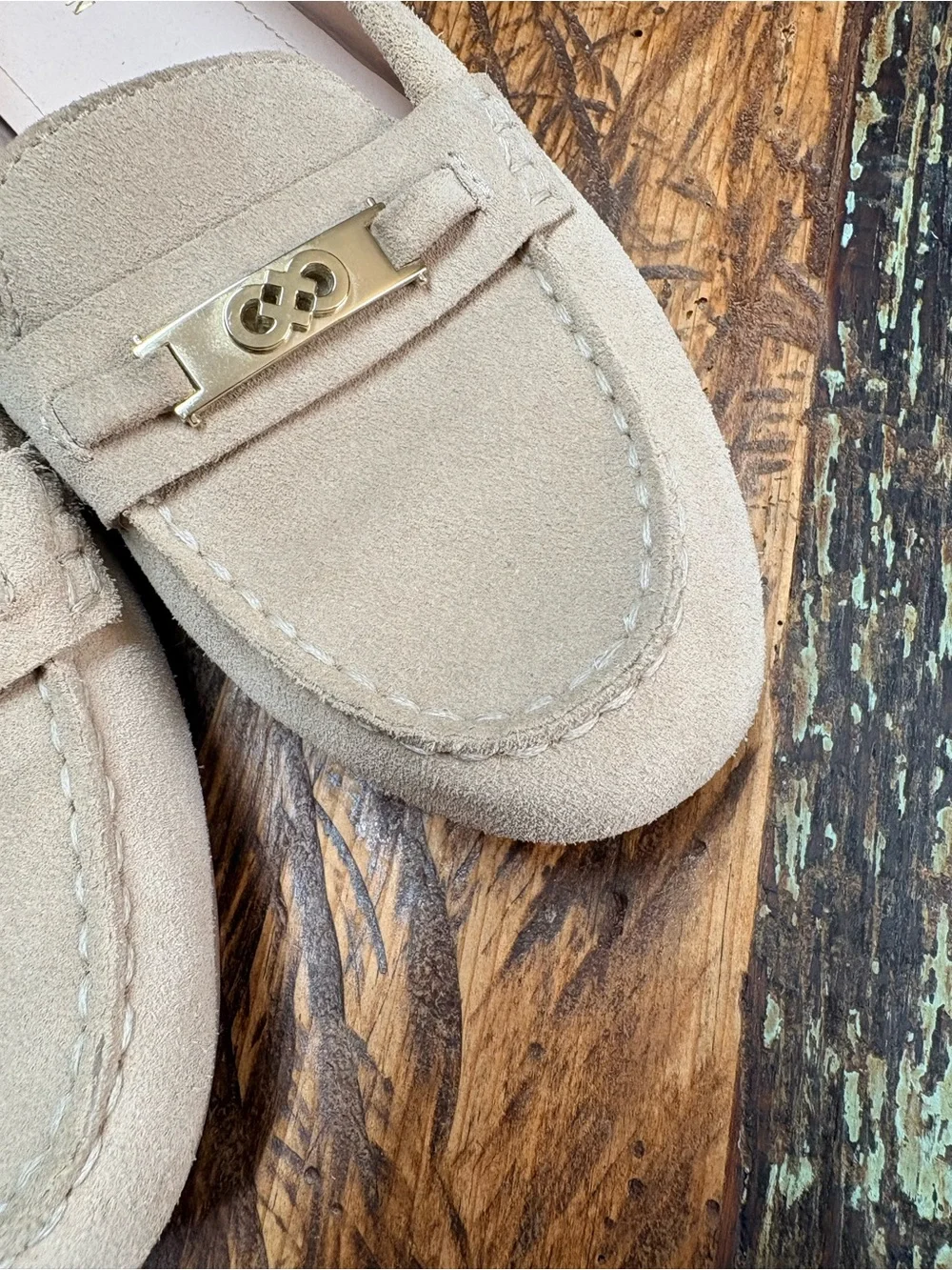 Cole Haan Nude Suede Leather Driving Loafers Gold Bit Slip On Flats Shoes 8.5